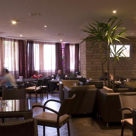 Hotel Restaurant La Porte D'Octodure Martigny المظهر الخارجي الصورة