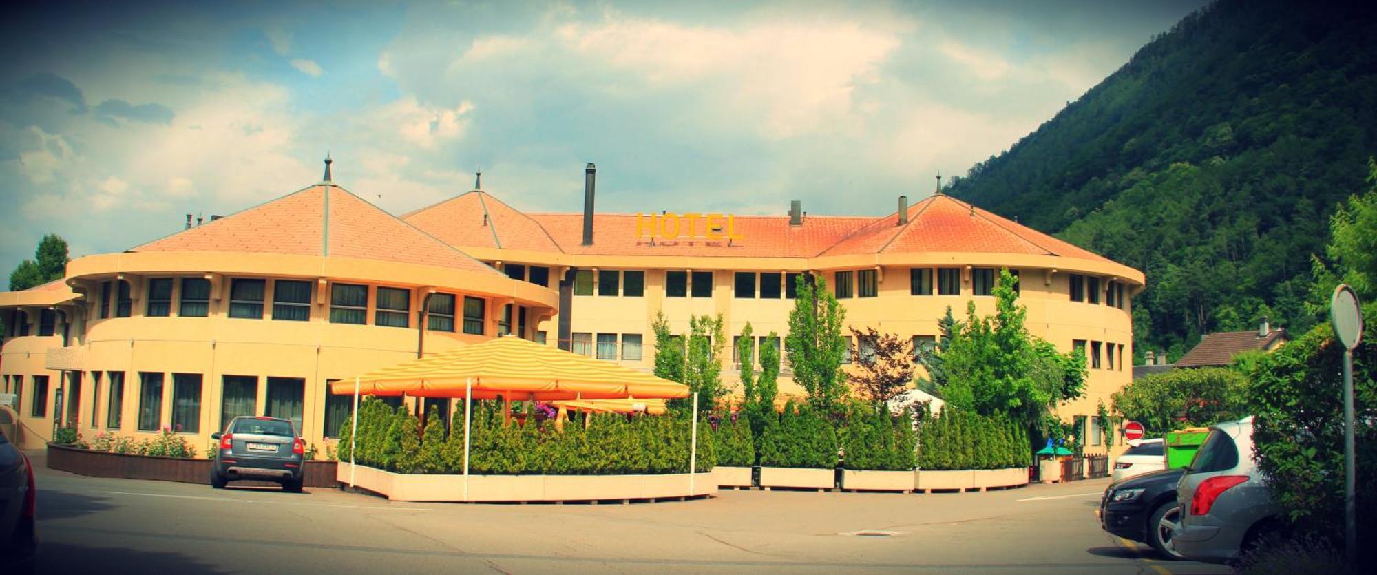 Hotel Restaurant La Porte D'Octodure Martigny المظهر الخارجي الصورة