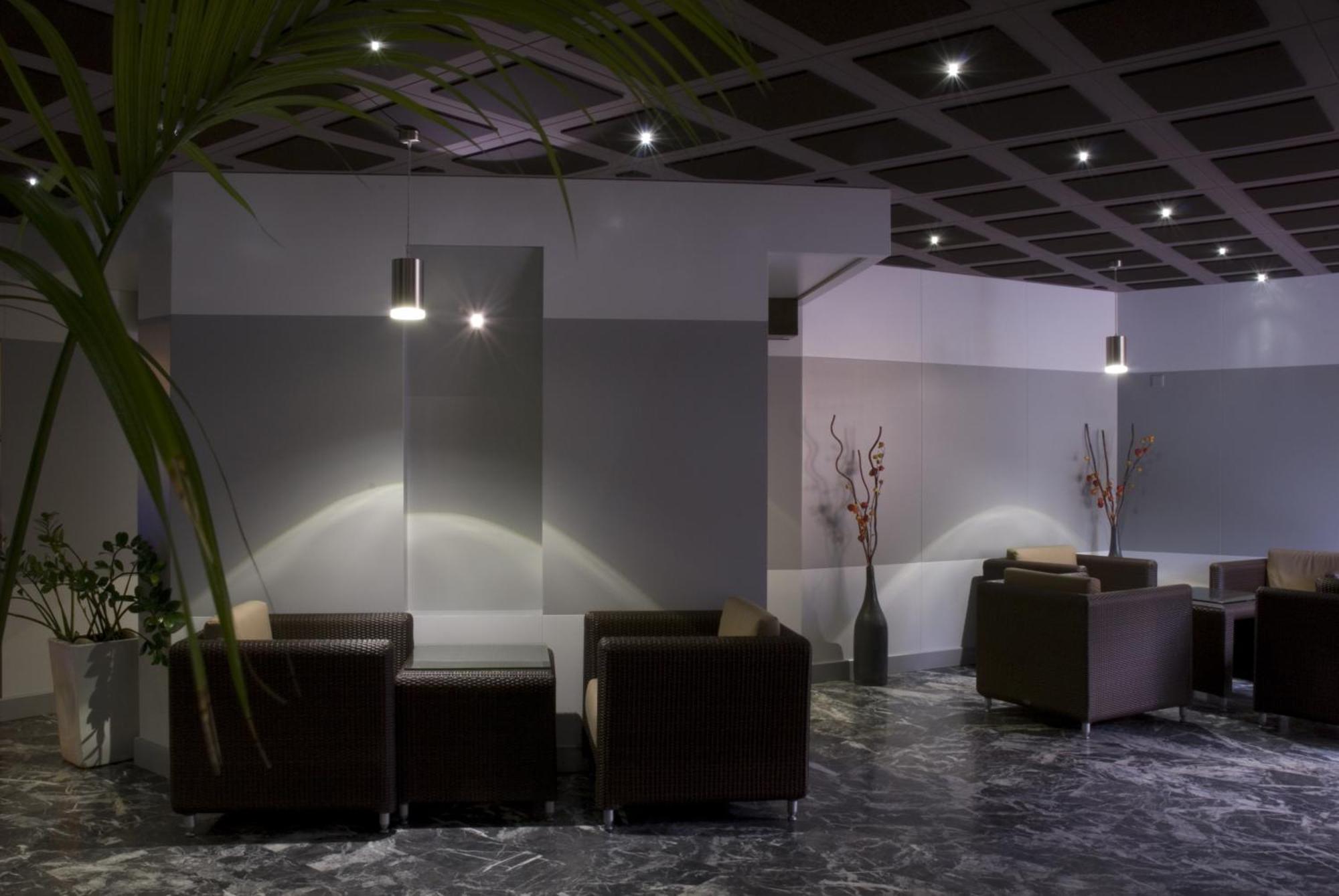 Hotel Restaurant La Porte D'Octodure Martigny المظهر الخارجي الصورة